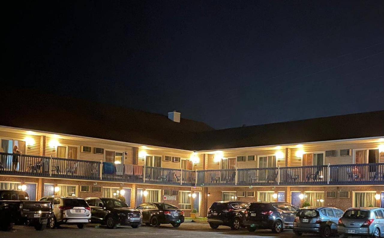 Hotel Motel Granby Exterior foto